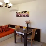 Apartment Family Vintegra