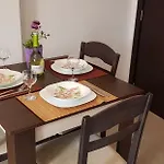 Family Vintegra Apartman 3*