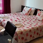 Family Vintegra Apartman 3*